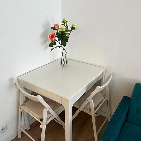 Stylish In Friesenplatz, Heart Of Daire