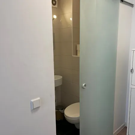 Stylish In Friesenplatz, Heart Of Apartment *